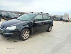 Dezmembrari / Dezmembrez Volkswagen Golf 5 Break 1.9 TDI BLS cutie 5 trepte JCR culoare LC9X - 3