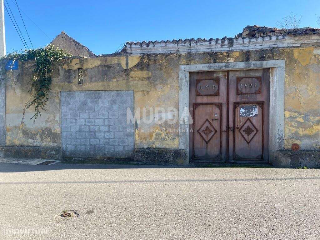 Moradia para restauro com terreno em Cacia - Aveiro - Grande imagem: 4/7