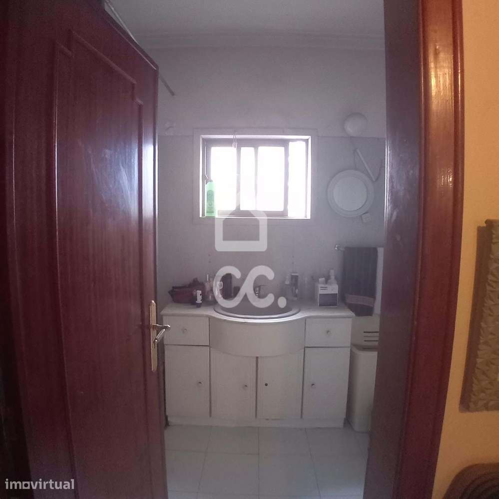 Apartamento T3 na Avenida das Descobertas-5