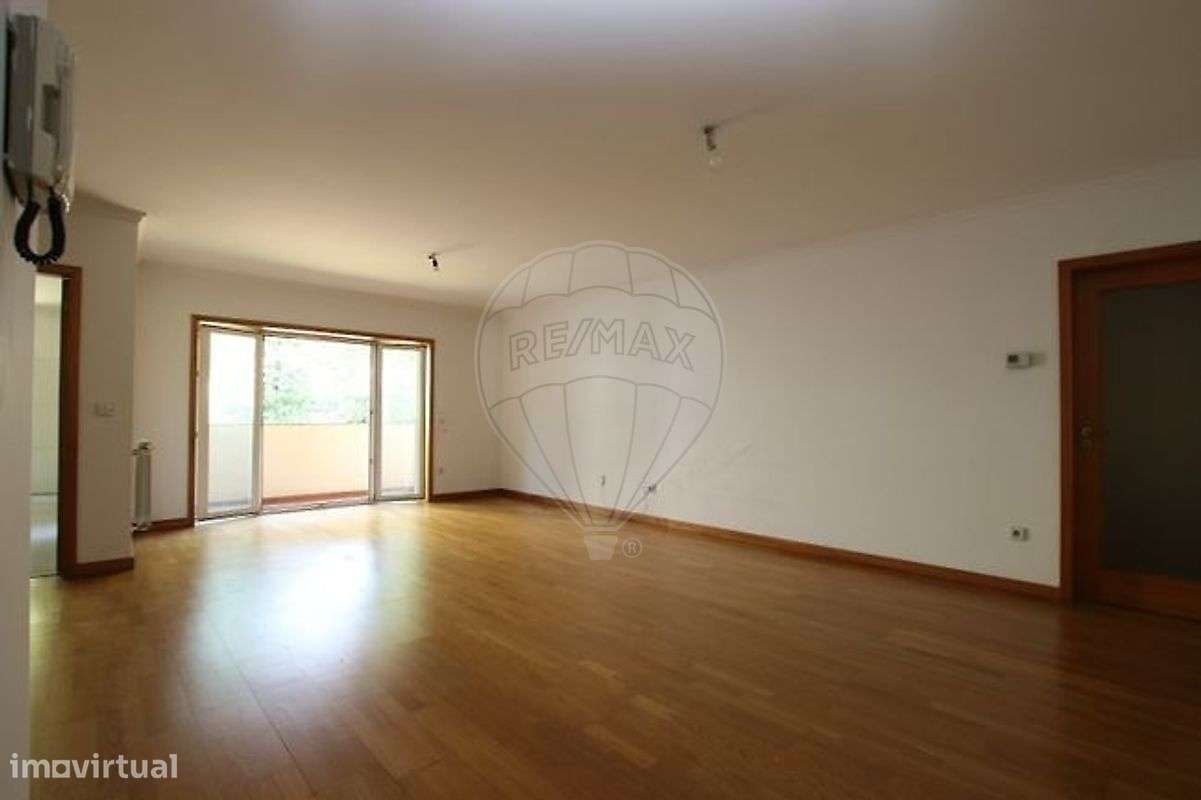 Apartamento T2 para arrendamento - Grande imagem: 4/17