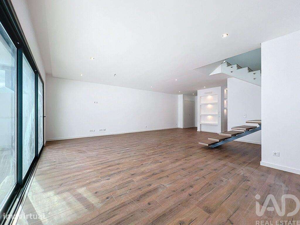 Casa / Villa T3 em Faro (Sé e São Pedro) de 145,00 m2 - Grande imagem: 4/29