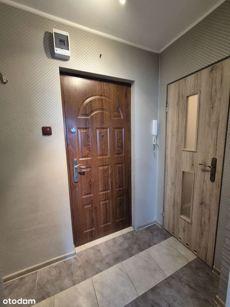 Umeblowana Kawalerka BEZ PROWIZJI - spółdzielczo-własnościowe prawo-8