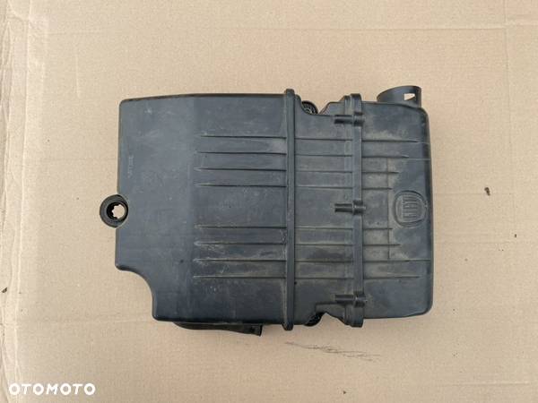 51773400 obudowa filtra powietrza Fiat 500 - 1