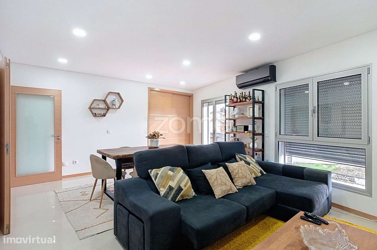 Apartamento T2 Seminovo - Elegância e Conforto - Grande imagem: 3/32