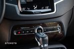Volvo XC 90 T6 AWD Momentum 7os - 33