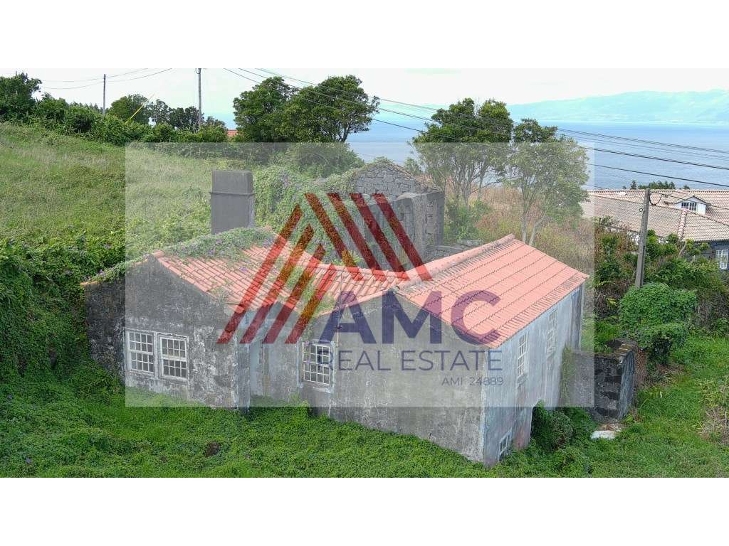 VENDE-SE MORADIA, ATAFONA E TERRENO NA TERRA ALTA, LAJES DO PICO-6