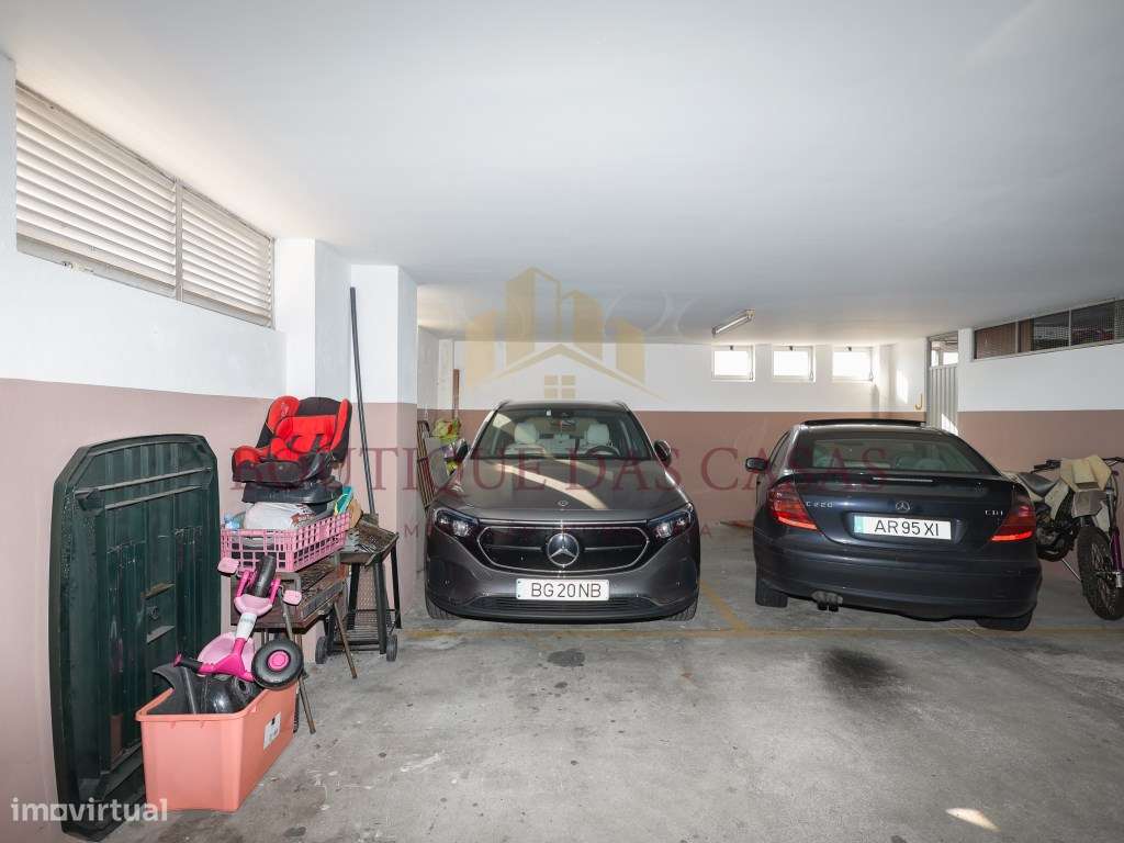 T3 Último Piso com Elevador | Remodelado | 3 Frentes | Muita Luz | ...-40