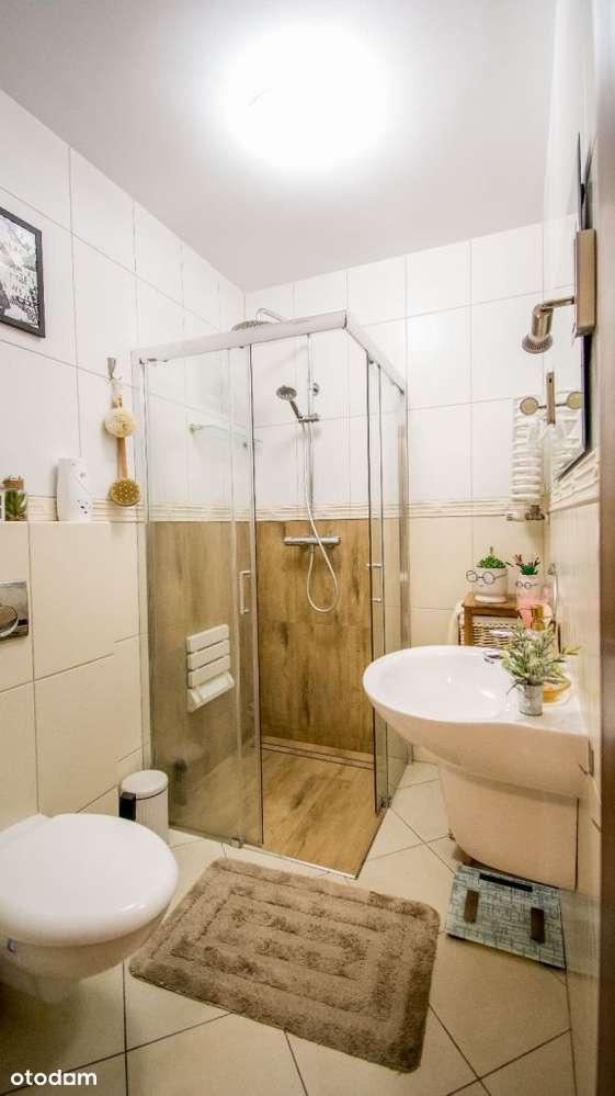 Piękny dom w zacisznej lokalizacji, blisko centrum-15