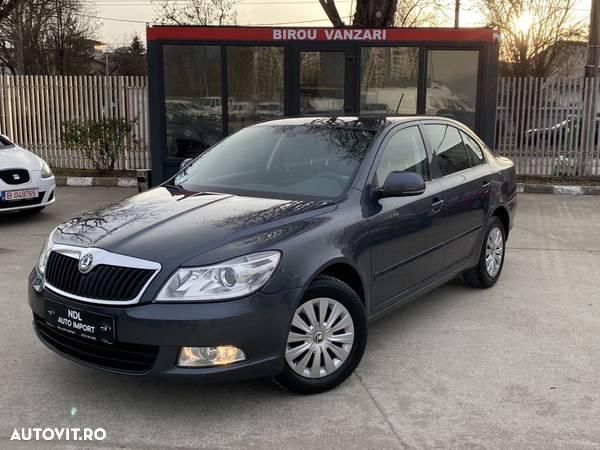 Skoda Octavia 1.6 TDI Ambiente - 2