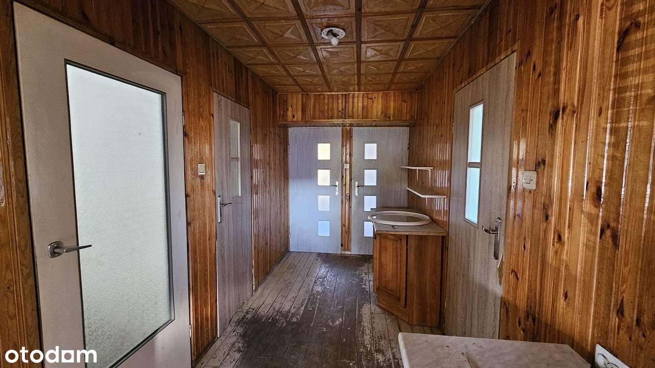 Dom 5-pokojowy z dużą działką i garażem-11