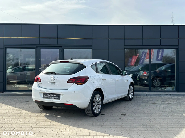 Opel Astra 1.4 ECOFLEX Cosmo - 14