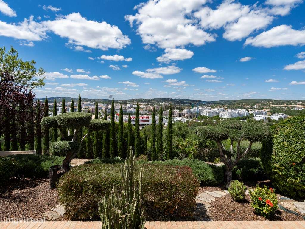 Villa tradicional com piscina em Loulé-6