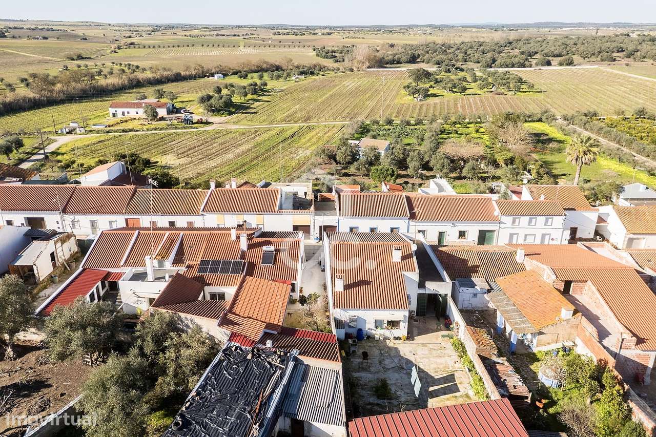 Moradia Térrea T2+2 c/ Quintal Amplo | Perolivas, Reguengos de Monsara-34