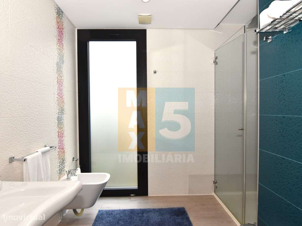 Villa com 4 moradias junto Praia Fluvial de Poço Corga - Castanheir...-40