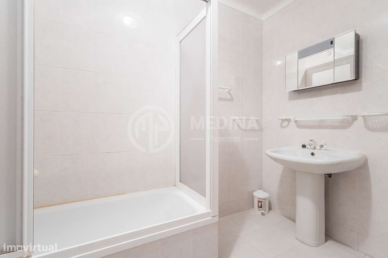 Apartamento T1 com garagem em Armação de Pêra-20