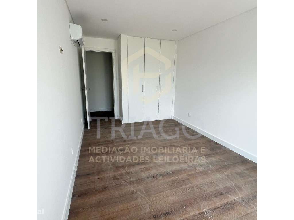 Fantástico Apartamento T1 NOVO - Exclusivo Triago-8