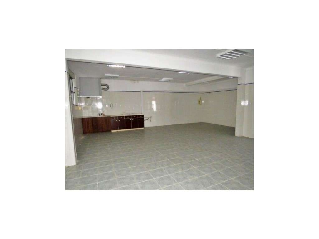 Edifício industrial com 10.000 m² de terreno - Grande imagem: 4/12