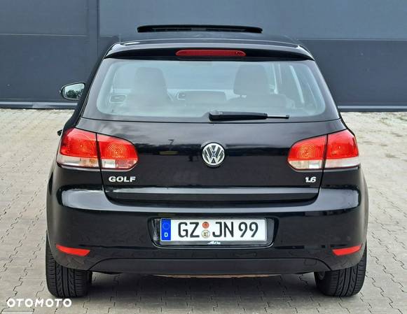 Volkswagen Golf - 17