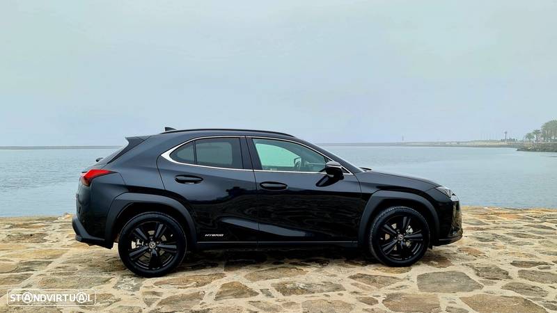 Lexus UX 250h Special Edition (LCA) - 8