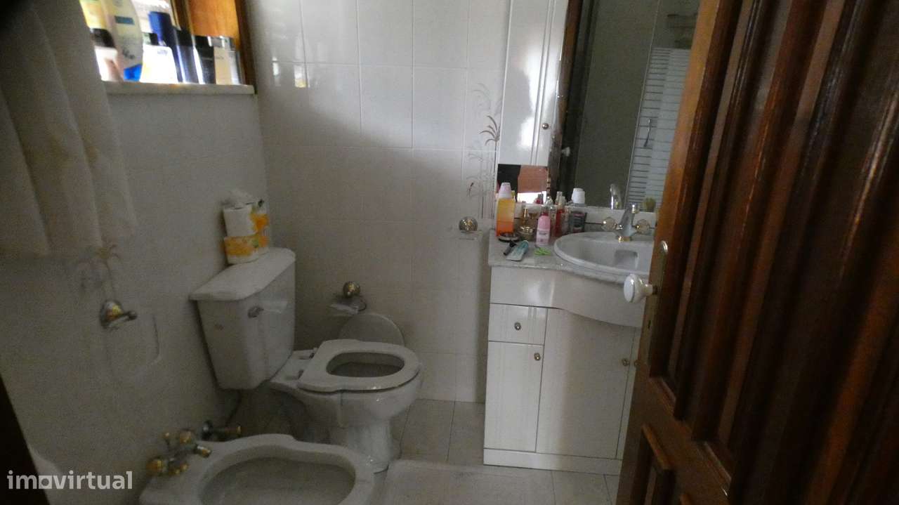 Moradia T5 S. Mamede Coronado-30