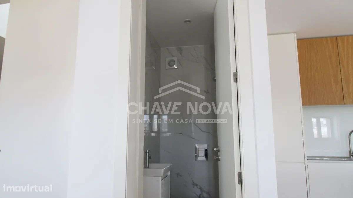 T2 Duplex Novo no Marquês – Porto-8