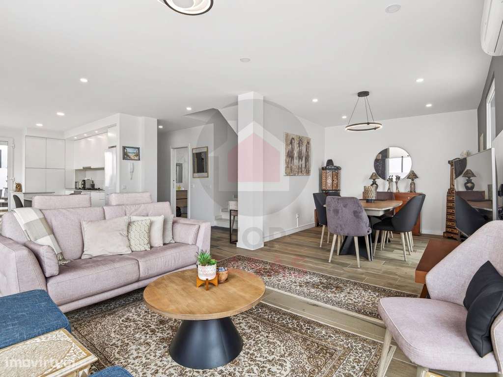 Moradia Contemporânea com 3 Quartos e Jardim Próxima de Caldas da R...-14