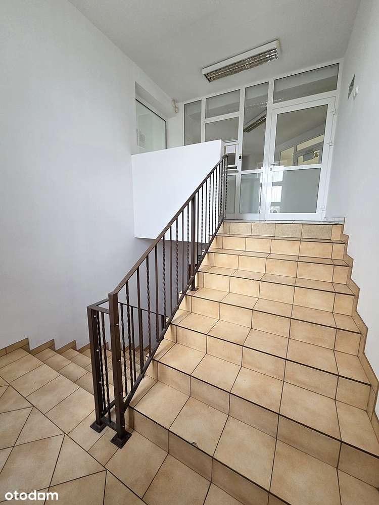 Obiekt usługowo-handlowy-8