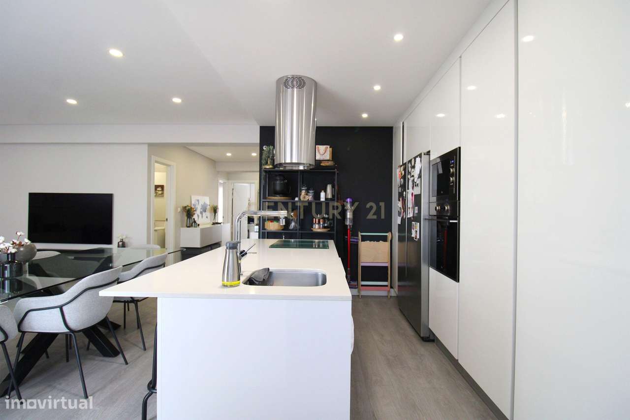 Apartamento T3 na Cova da Piedade – Conforto, Modernidade e Localizaçã - Grande imagem: 4/38