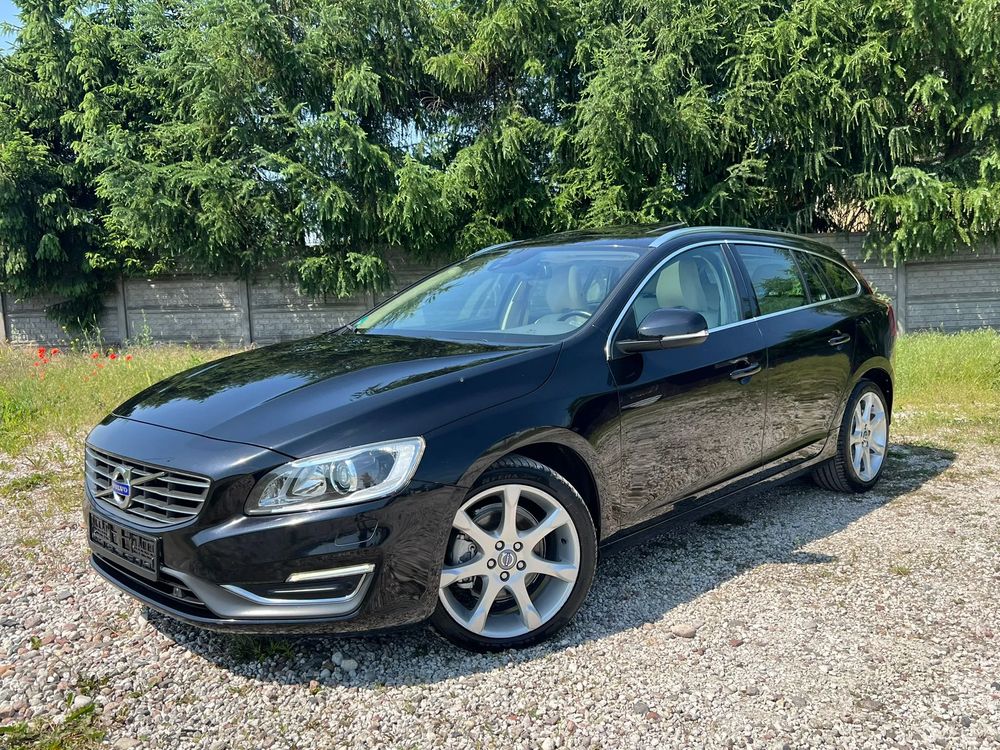Volvo V60 I D4 Drive-E Summum 2014