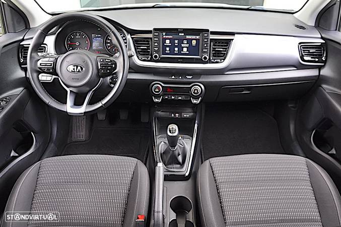 Kia Stonic 1.6 CRDi EX - 27