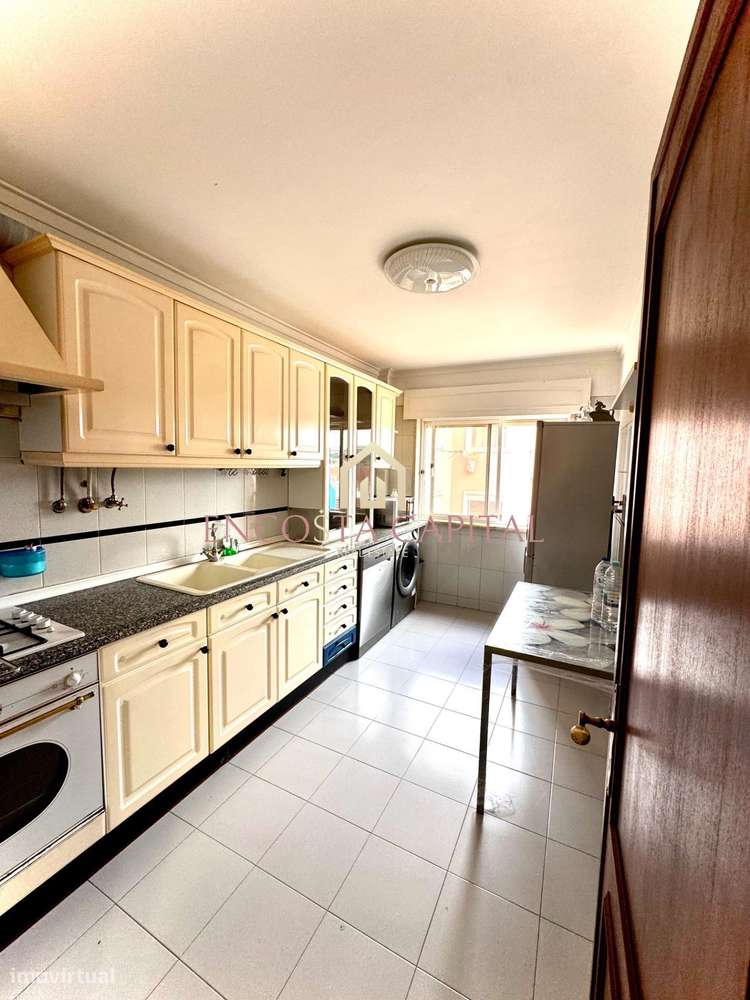 APARTAMENTO T2 QUELUZ C/ARRECADAÇÃO-5