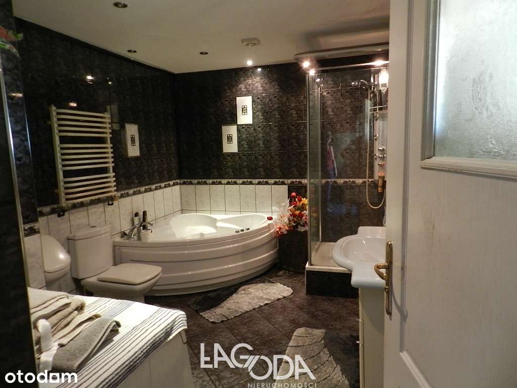 Hala 1152 m2, wiata 1260 m2 plus Dom - Deszczno-13