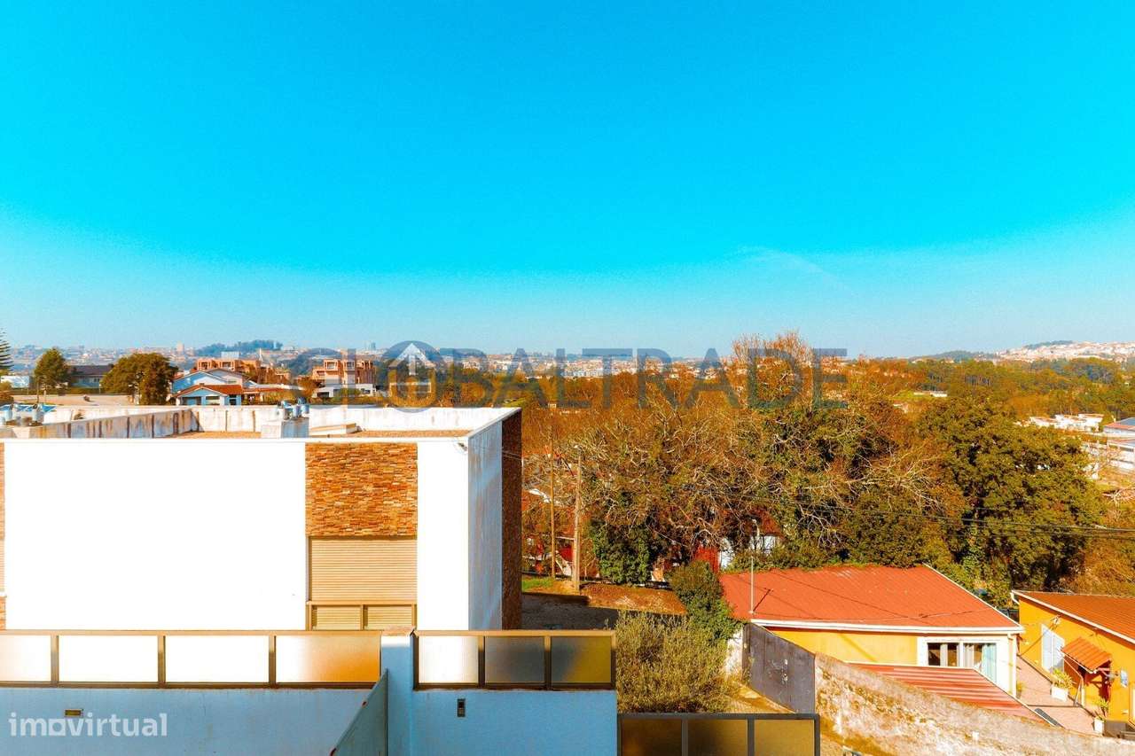 Moradia T3 com Terraço em Valbom-55