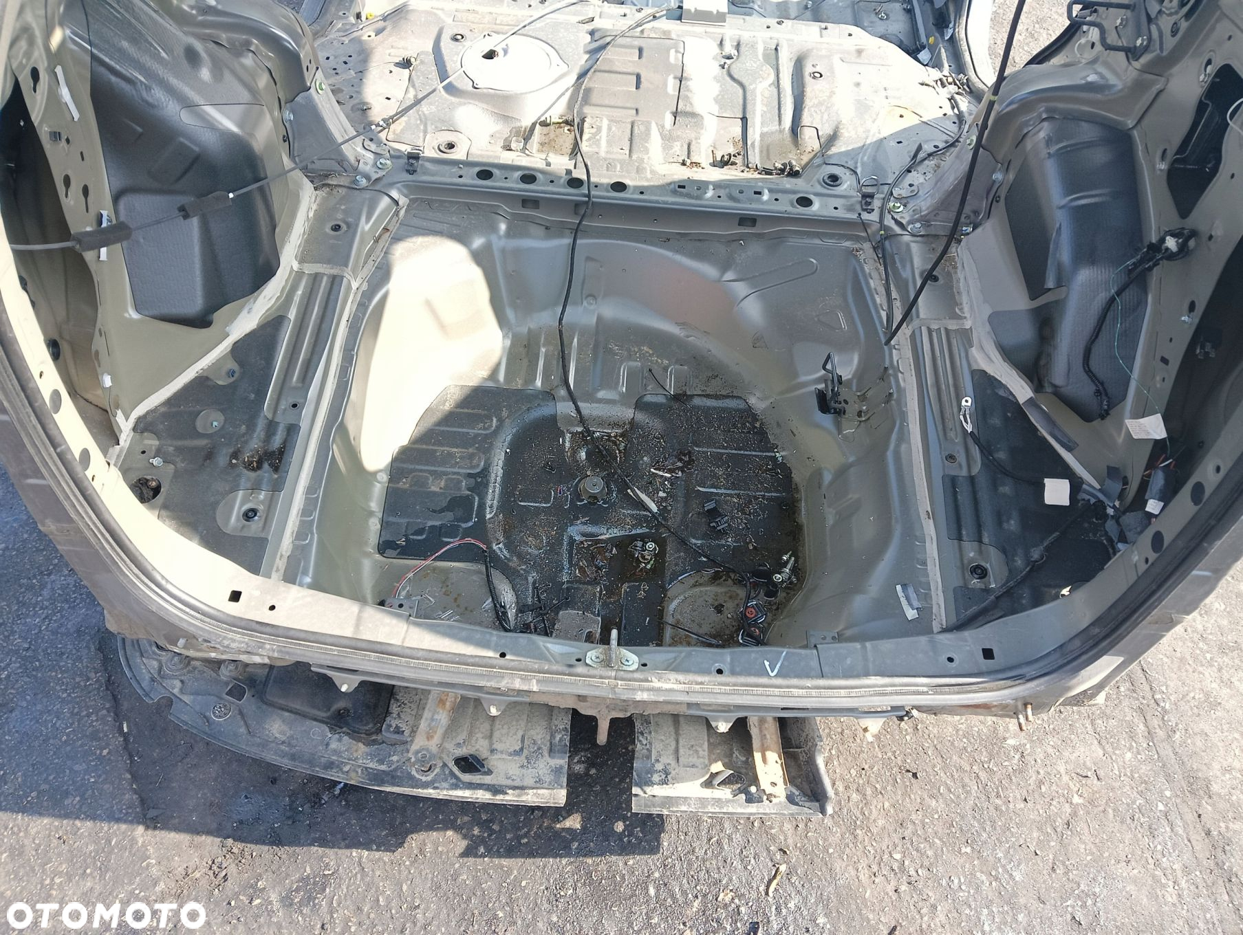 PAS TYLNY WANNA HONDA CR-V IV RM LIFT (2014-2018) KOD LAKIERU NH737M - 7