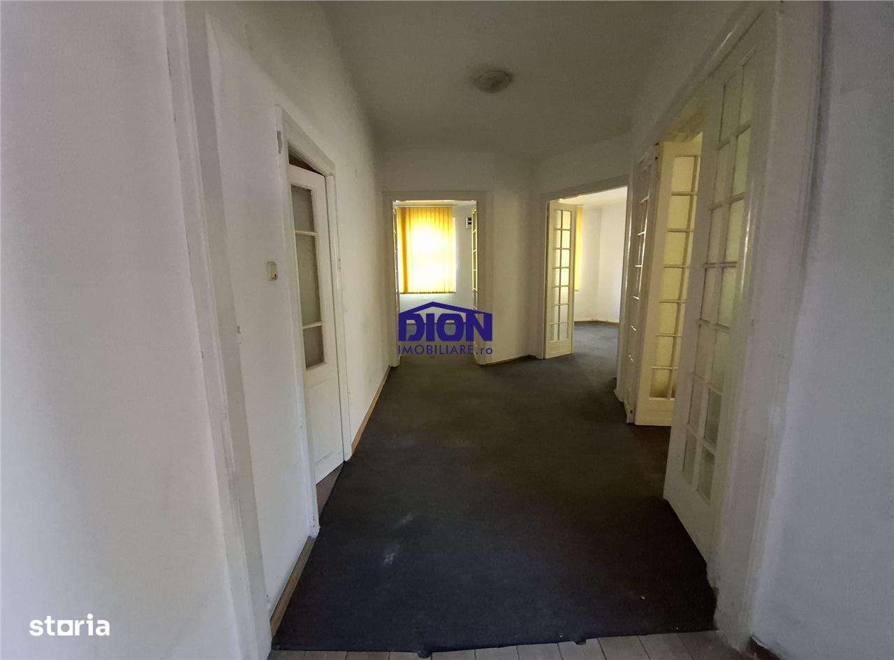 Pache Protopopescu - Agricultori - Sc. Internationala Britanica - Imagine principală: 5/10