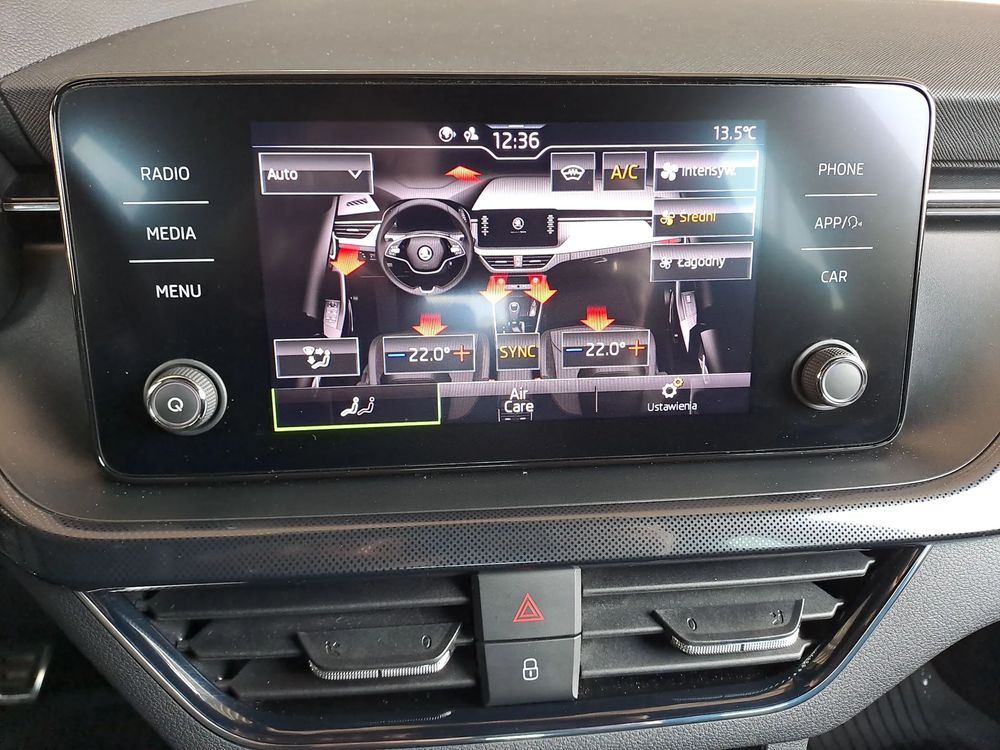 SKODA KAMIQ Style 1,0 TSI 110KM Virtual ACC Grzana P.szyba Kamera Salon Pl ASO