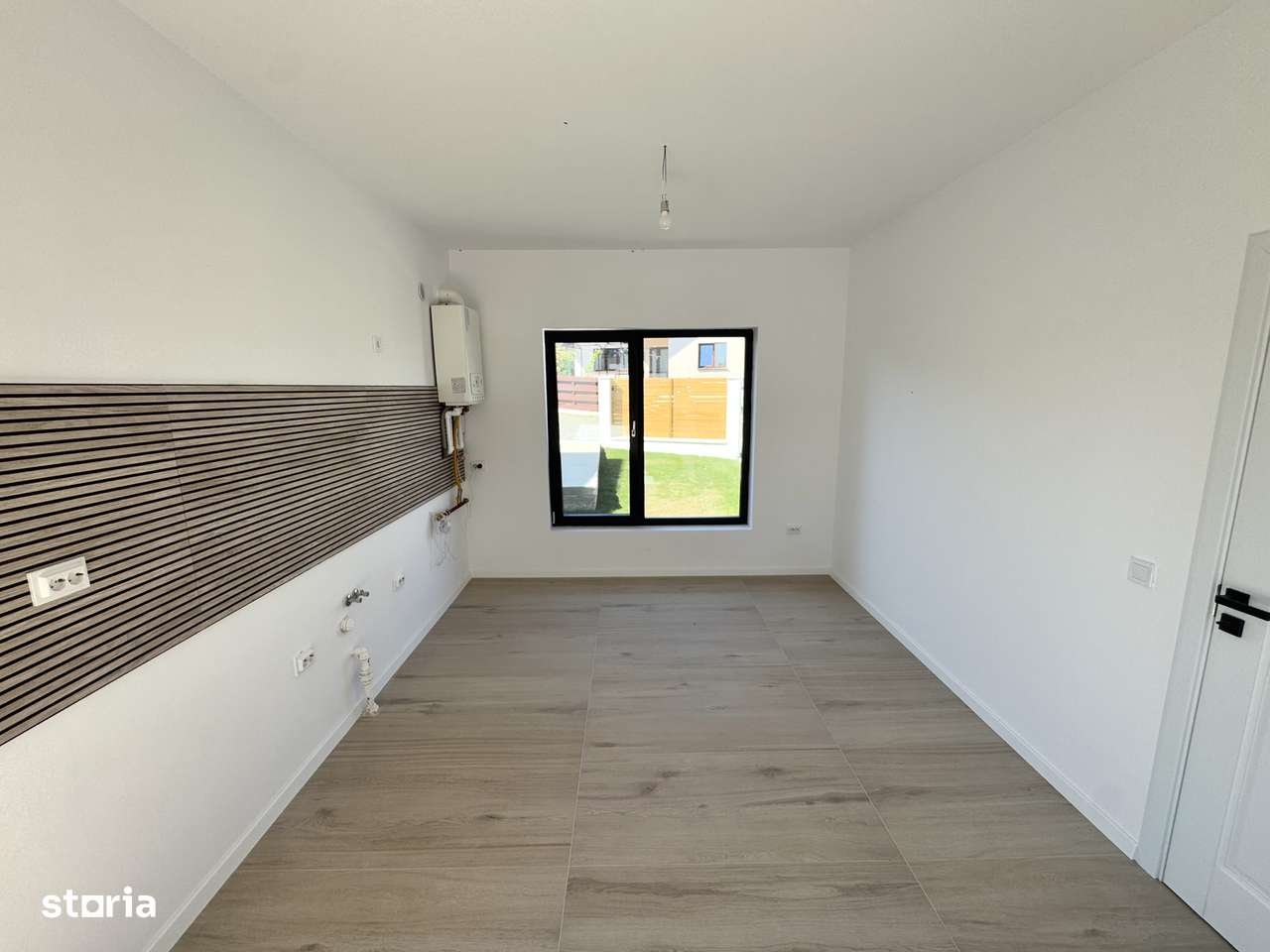 Pozitie buna! Finalizata! CANALIZARE!Dressing!Vila 4 camere, Miroslava - Imagine principală: 5/13