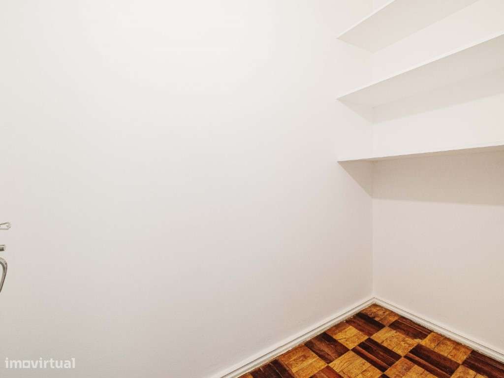 T2+1 Venteira Amadora (Á Segurança Social)-18