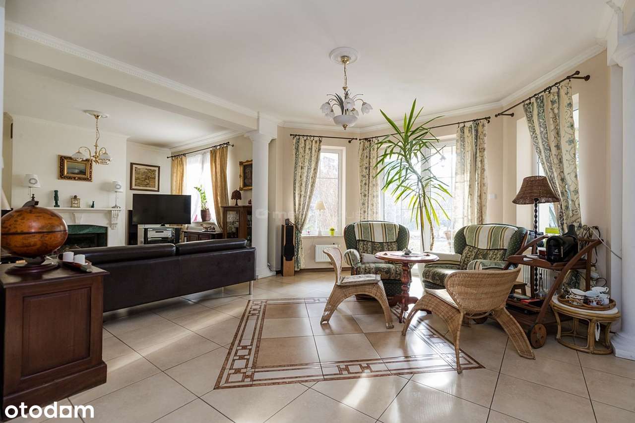 Dom z basenem, koszty utrzymania -1500,00 zł/ m-c - Pełny obrazek: 5/18