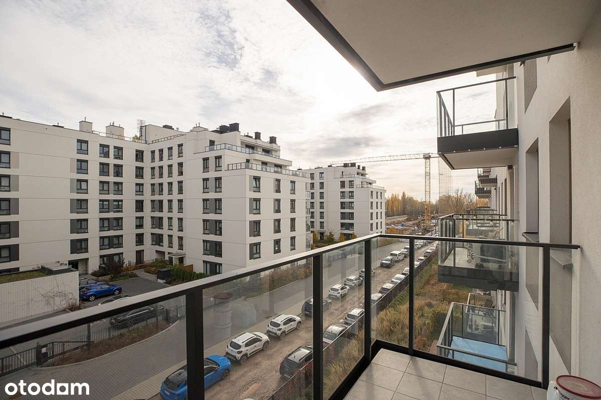 Jasne, w pełni wyposażone & gotowe do wprowadzenia z oddzielną kuchnią-13