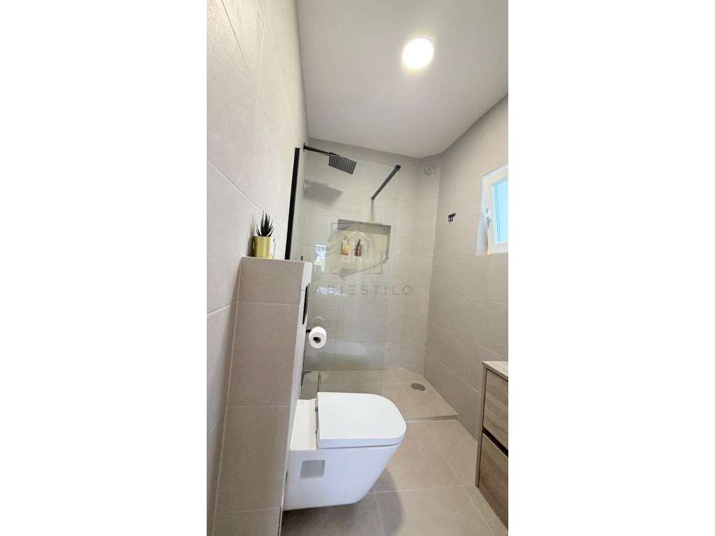 Apartamento T2 totalmente remodelado com suite-30