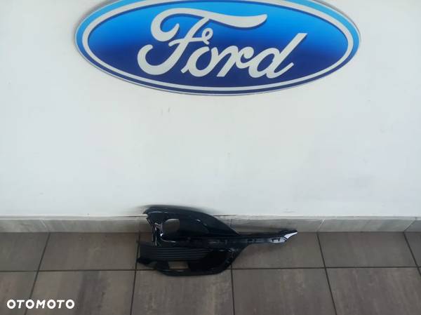 Kratka - ramka halogenu prawa Ford Puma 2019- 2502224 - 3