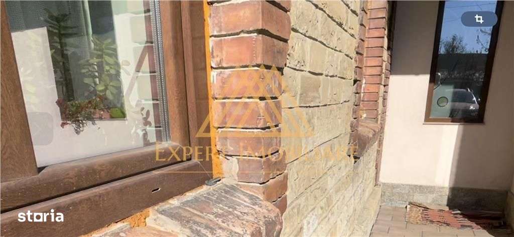 Casa Franceza de vanzare - Imagine principală: 3/20