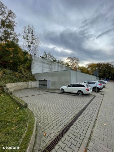Garaż osiedle Park Leśny, Szczecin Zdroje