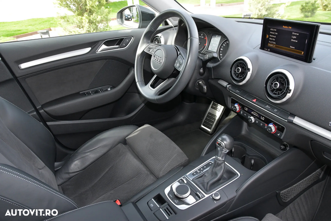 Audi A3 Sportback 1.6 TDI S tronic - 33