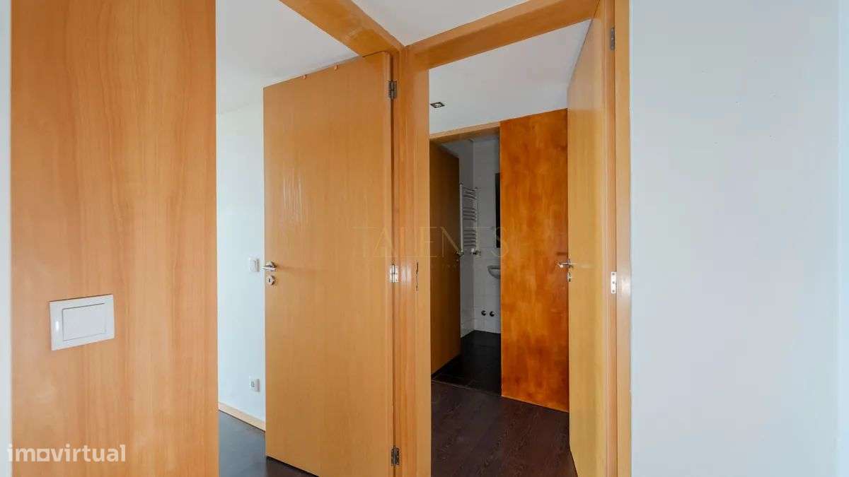 Apartamento T2 Azurém Guimaraes com Varanda Panorâmica-23