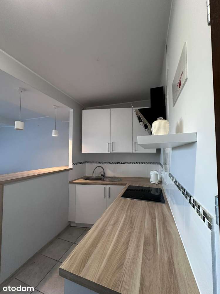 Duża kawalerka w Apartamentowcu z Windą-4