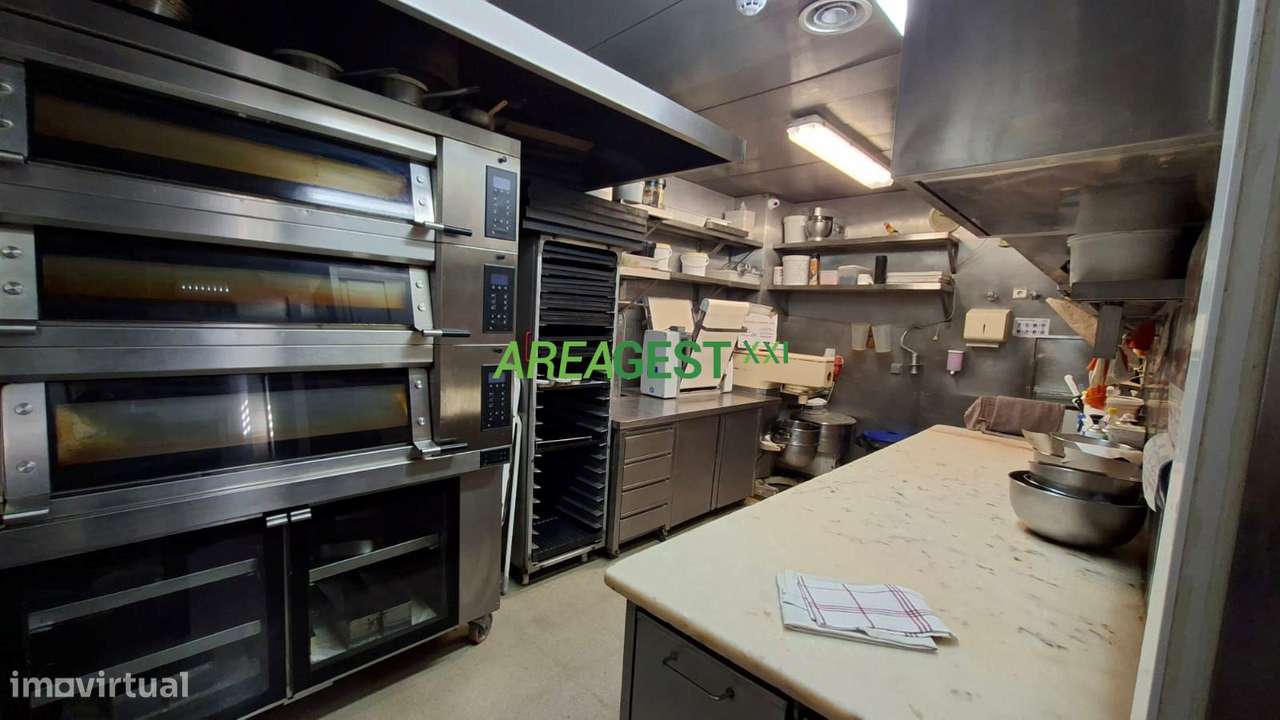 Café/Pastelaria para venda com negócio incluido, em Almada/Laranjeiro-6
