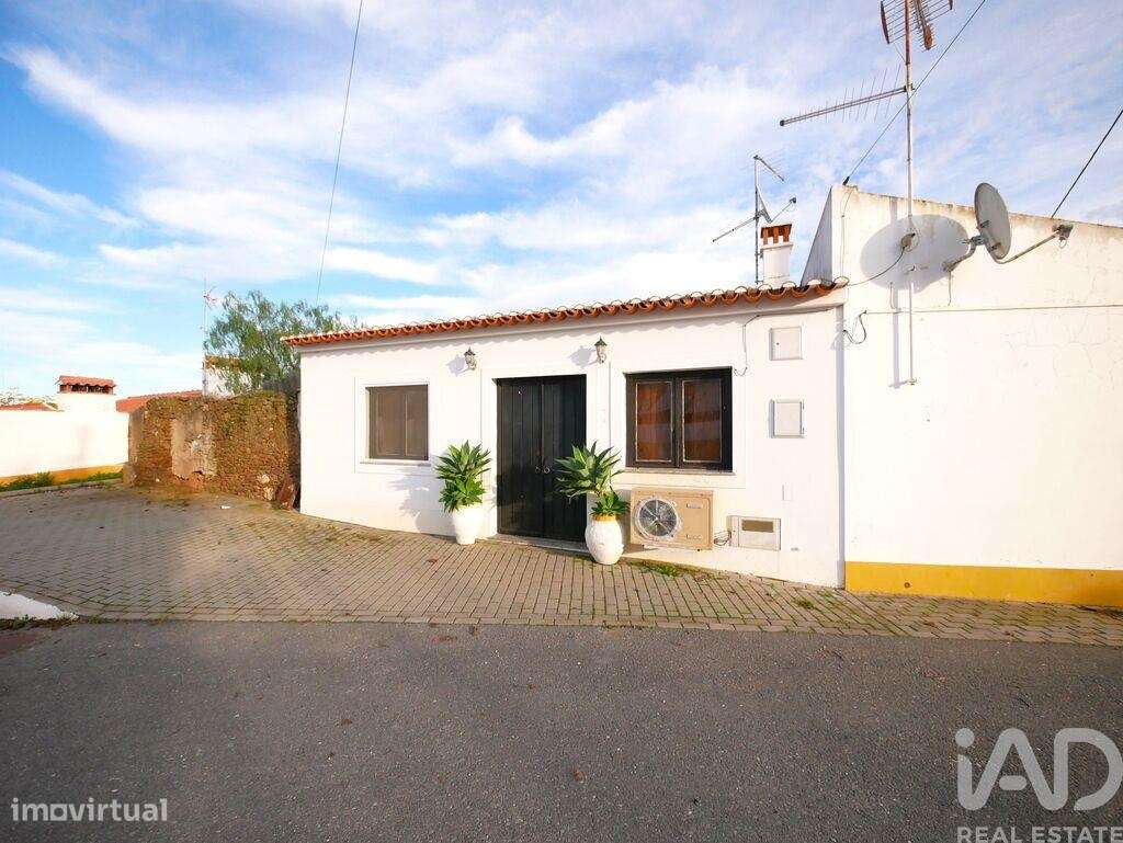 Casa de aldeia T2 em Mértola de 74,00 m2 - Grande imagem: 1/13