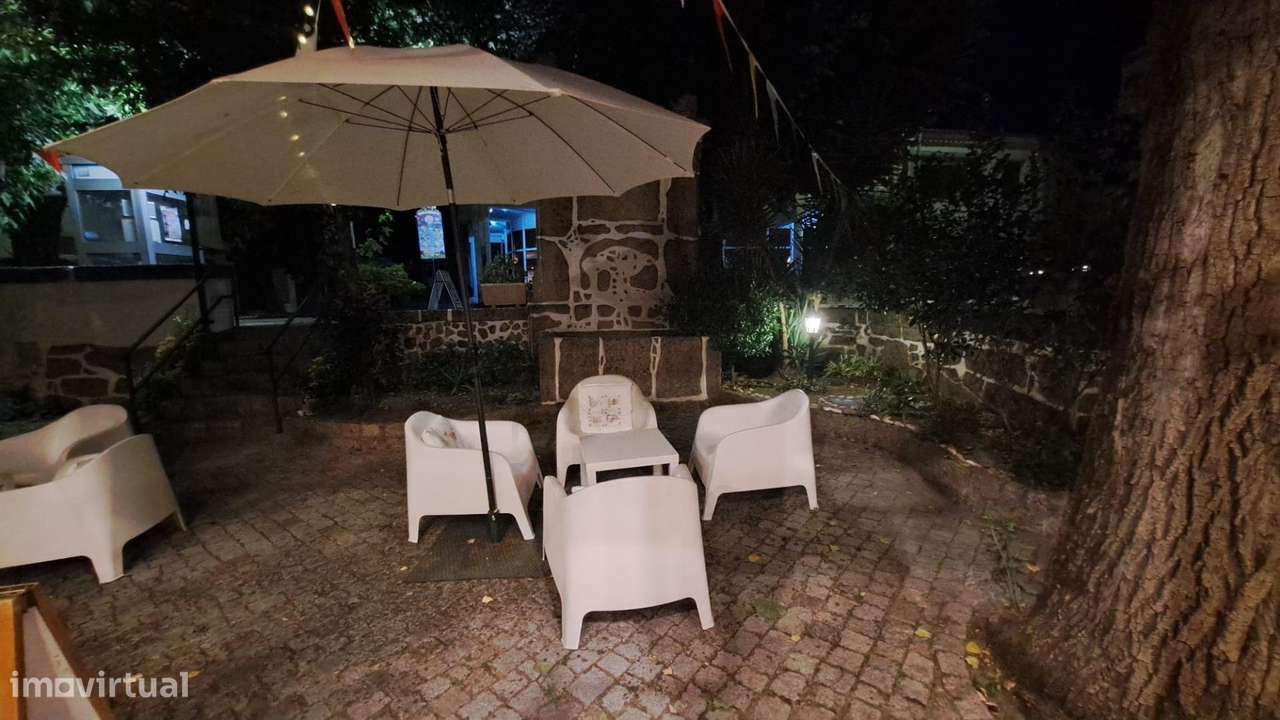 QUIOSQUE COM ESPLANADA TIPICA-5